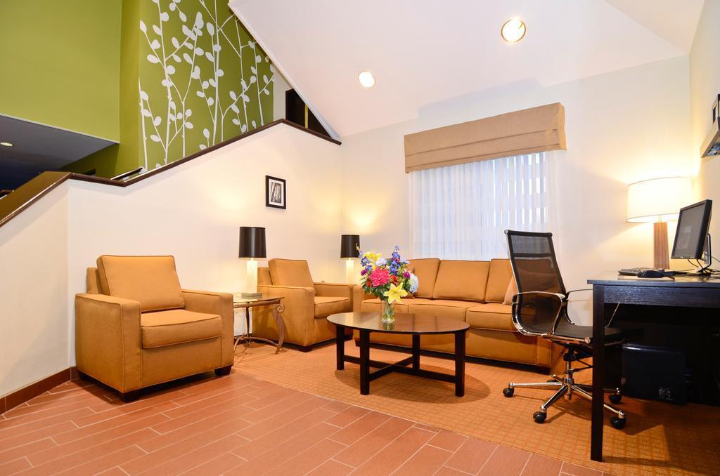 Sleep Inn Henderson I-85 Экстерьер фото